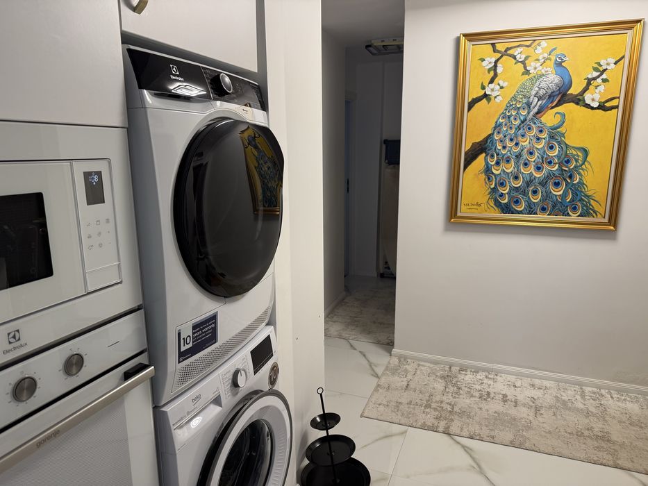 Apartament deosebit de inchiriat – 2 camere recompartimentat inteligent in 3 camere