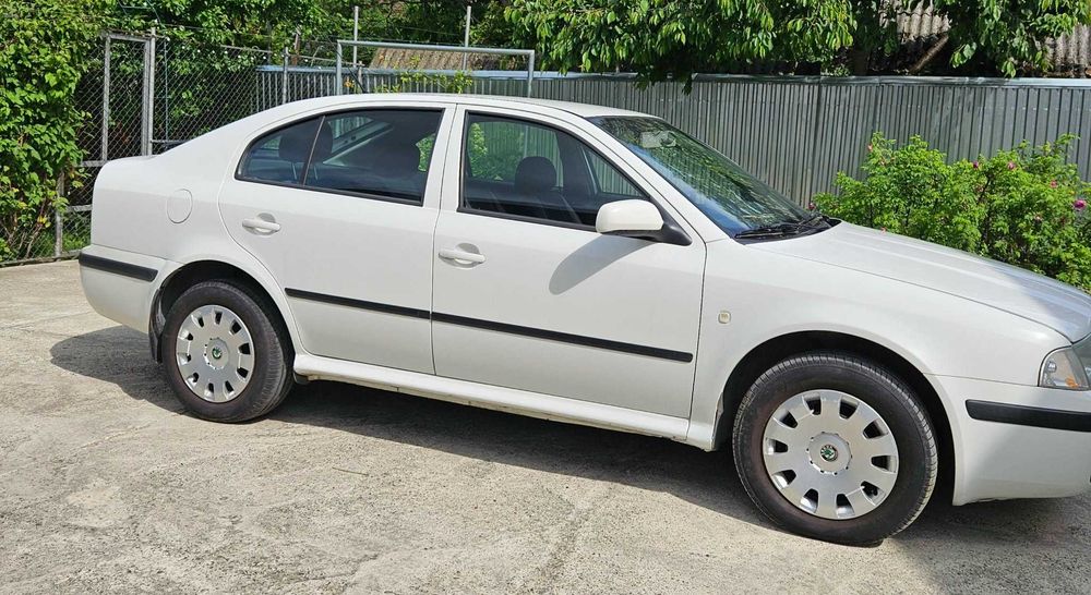 SKODA Octavia 2005