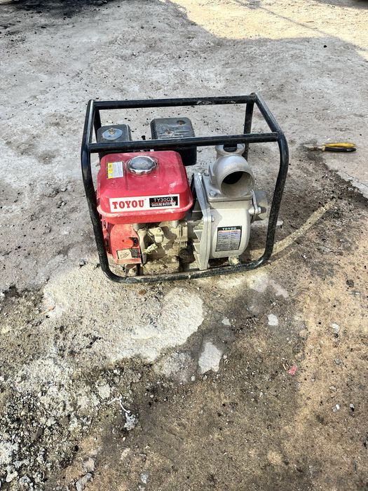 Помпа для откачки воды