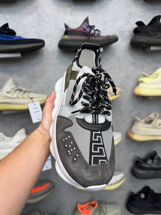 Versace chain reaction v3