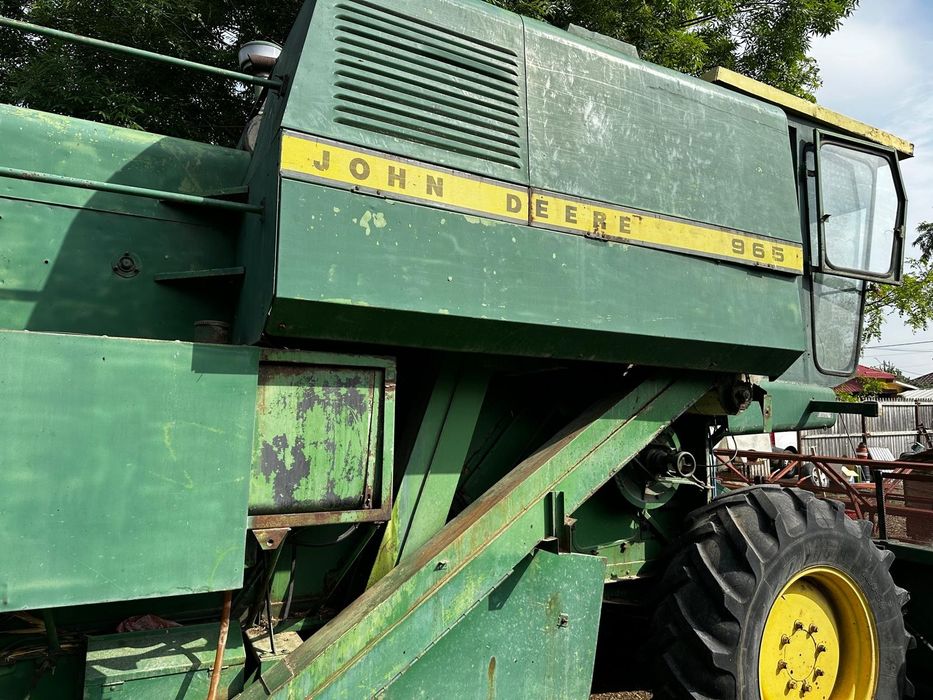 Dezmembrez combina John deere 965