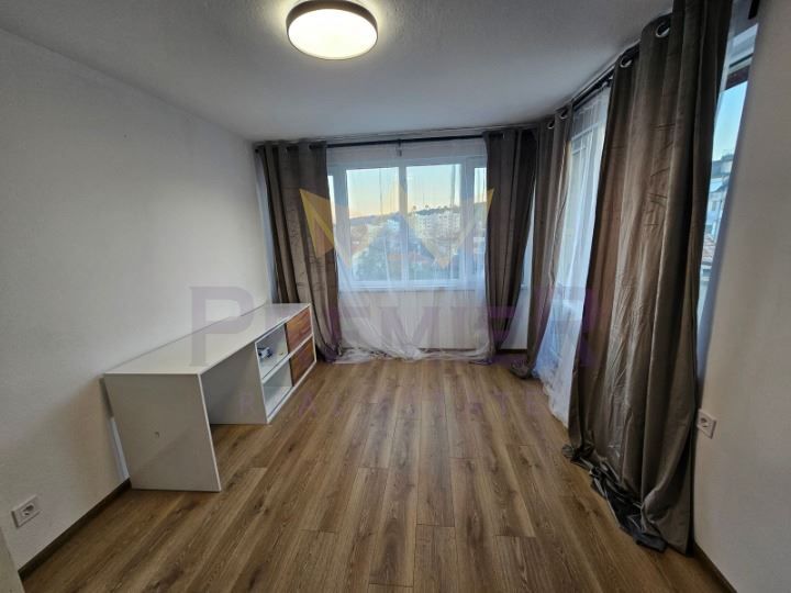 Дава се под наем Тристаен апартамент в Варна, Аспарухово - 70 кв.м за 484.5 € - Снимка #9