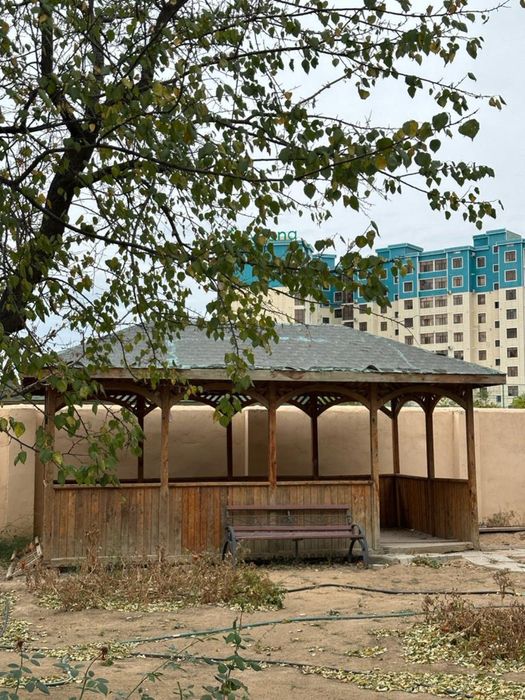 Беседка на двор