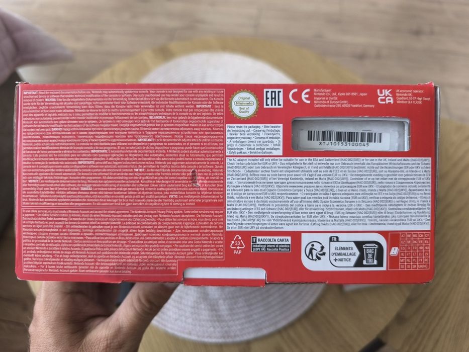 Nintendo SWITCH OLED  ново