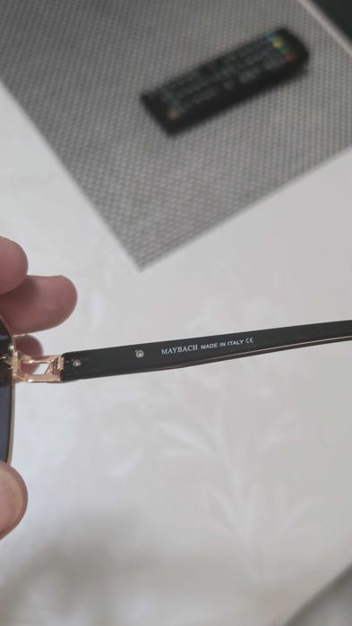 Слънчеви очила MAYBACH