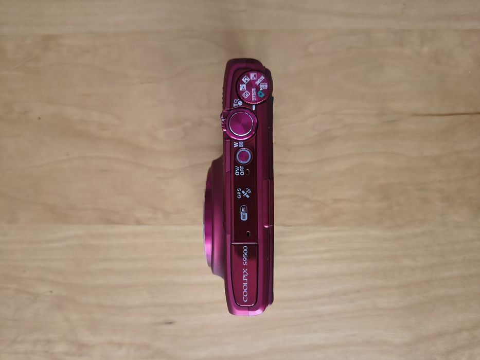 Nikon COOLPIX S9500