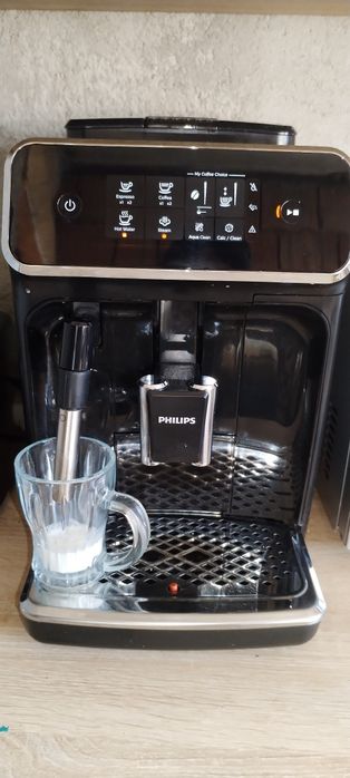 Aparat automat cafea Philips 2200 series