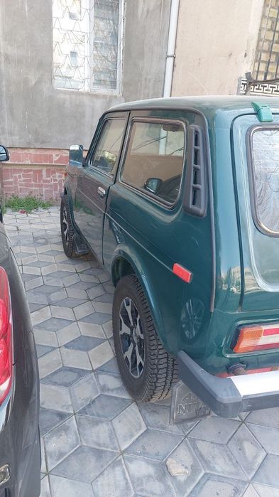 Продается Лада Нива 4*4 Lada Niva sotiladi.