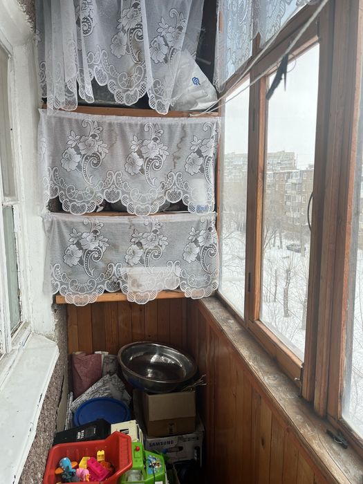 Продам 4 комнатную квартиру