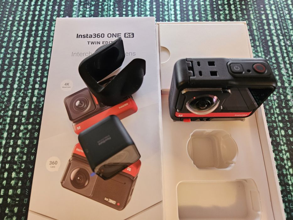Insta360 ONE RS Twin Edition