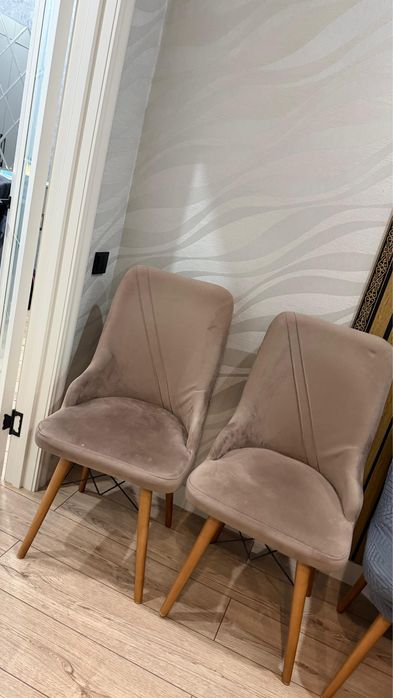 Продам стулья 6 штук