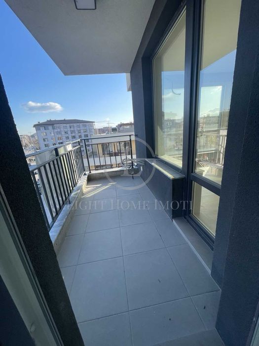 Продава се Тристаен апартамент в Пловдив, Христо Смирненски - 88 кв.м за 1599 €/кв.м - Снимка #11