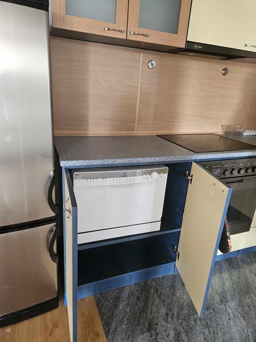 Дава се под наем Двустаен апартамент в София, Хладилника - 80 кв.м за 598.23 € - Снимка #5