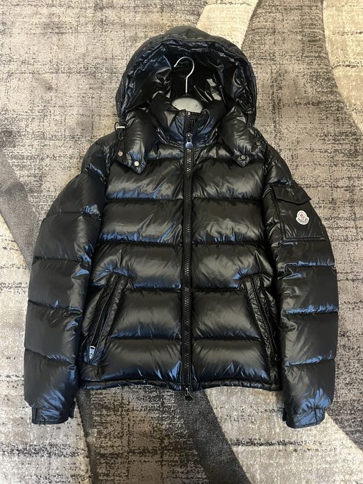 geaca moncler maya