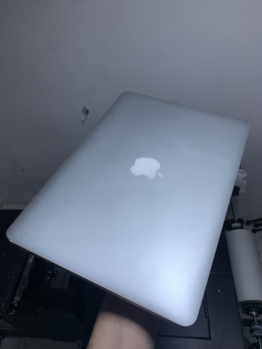 Макбук 256гб 8гб