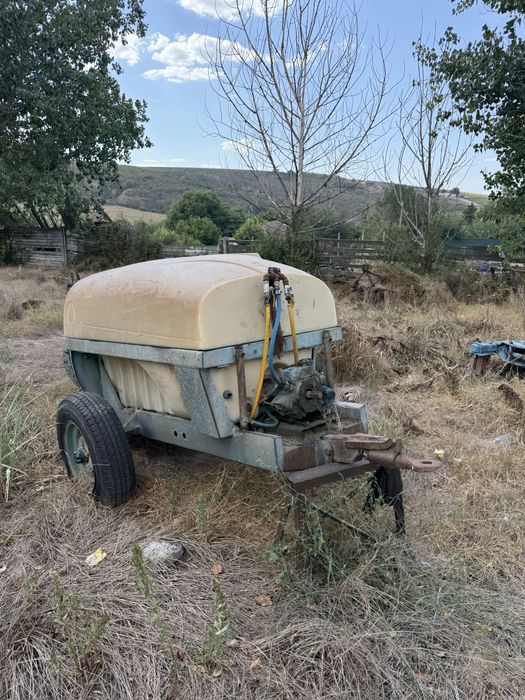 vand pompa de stropit