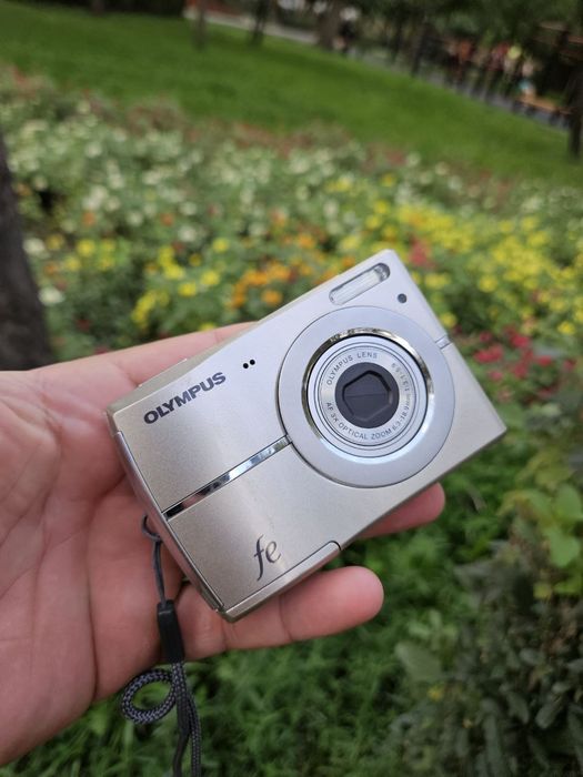 OLYMPUS цифровой фотоаппарат