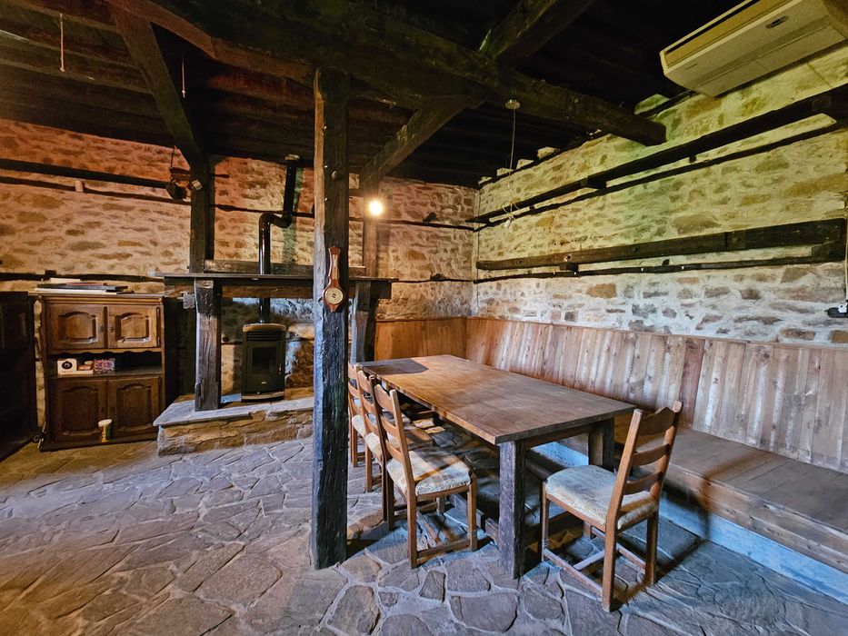 Продава се Къща в Велико Търново, Център - 160 кв.м за 1594 €/кв.м - Снимка #11