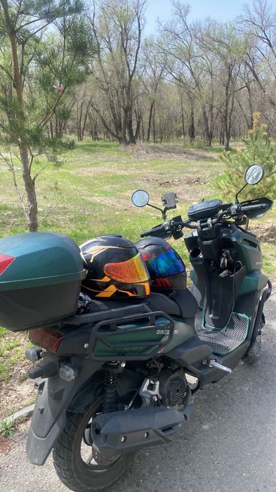 Скутер Tank TK4