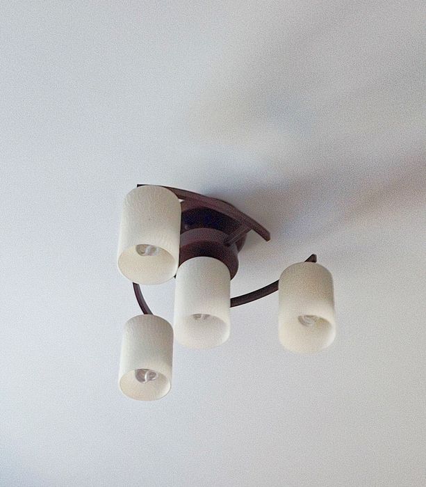 Люстры цвет венге.