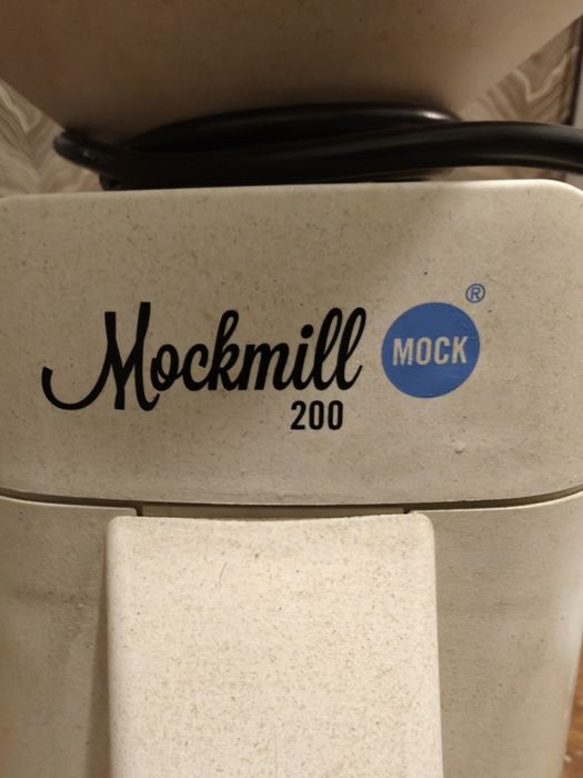 Мукомолка Mockmill