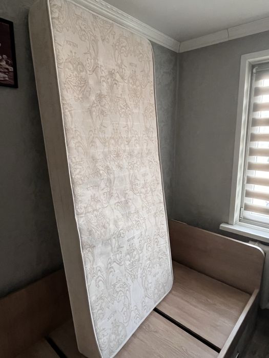 матрас одиночный