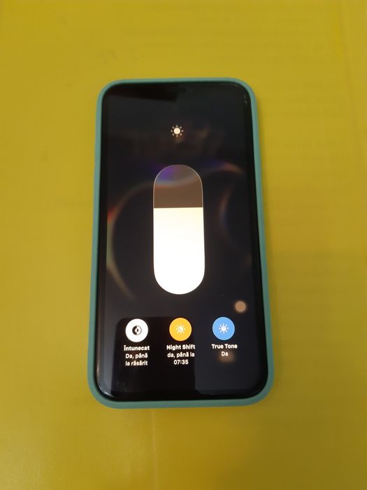 Lime 11 Green gb 256 iPhone