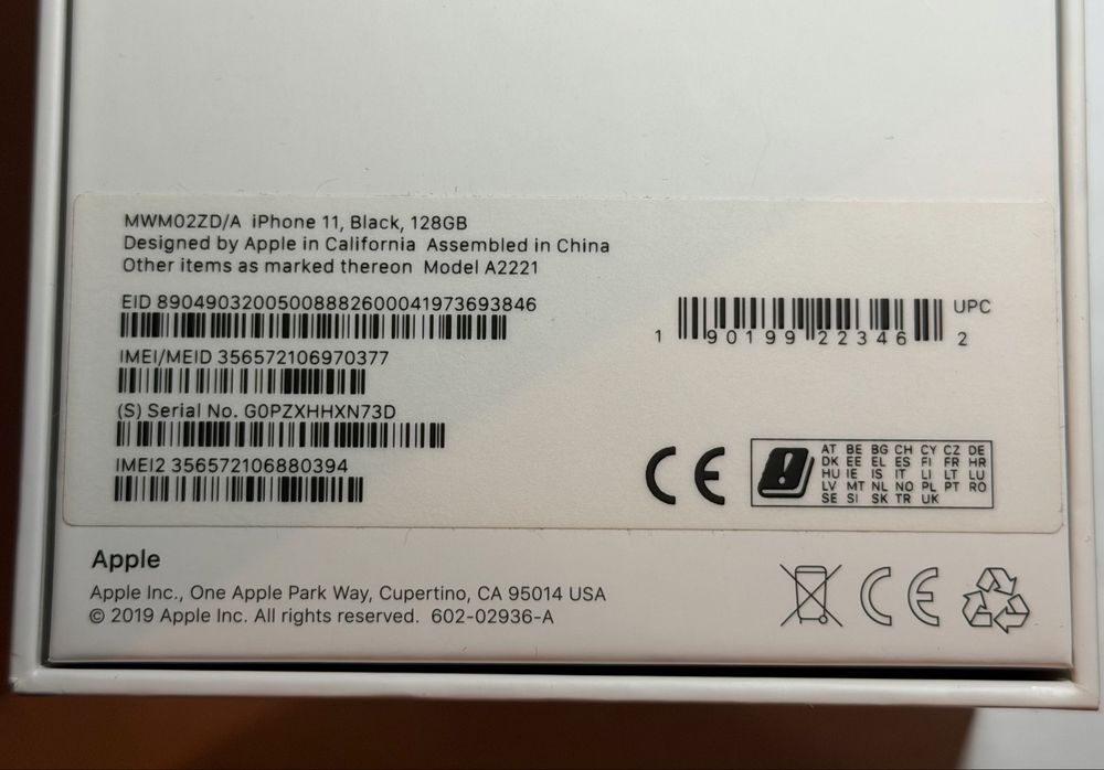 Оригинален IPhone 11 128GB с кутия 76% капацитет на батерията