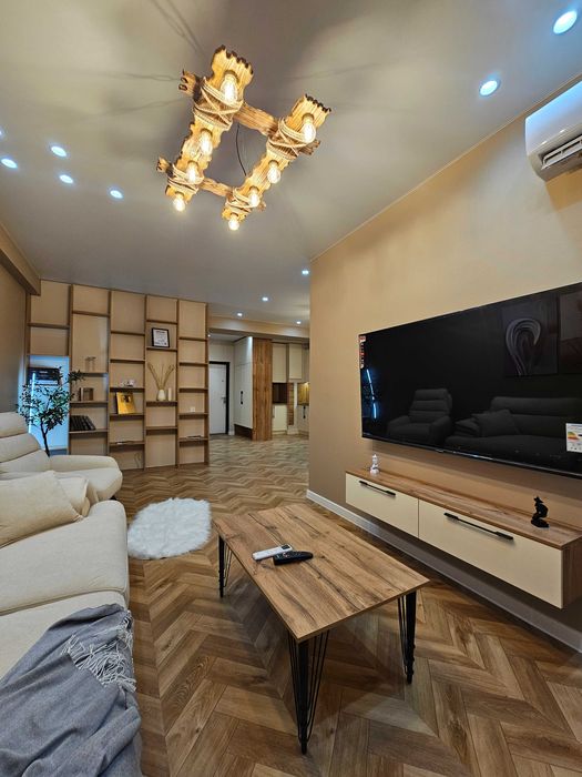 Продажа классной двушки в центре.