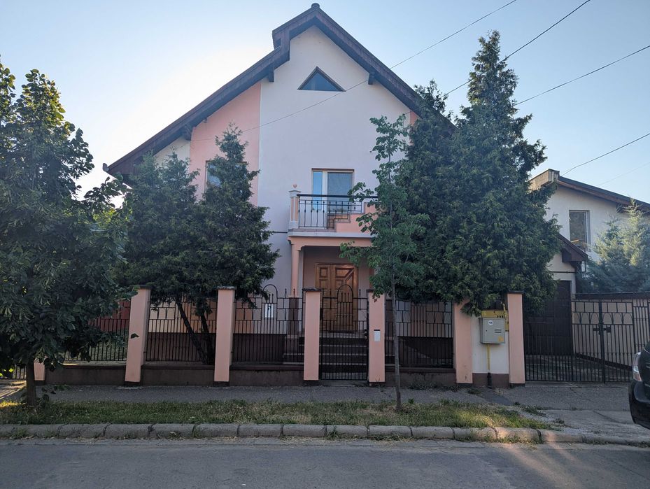 inchiriez vila Timisoara