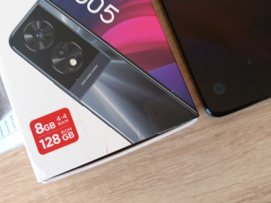 Нов смалтфон TCL 505