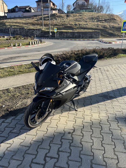 Yamaha YZF R-125 2016 ABS/LED