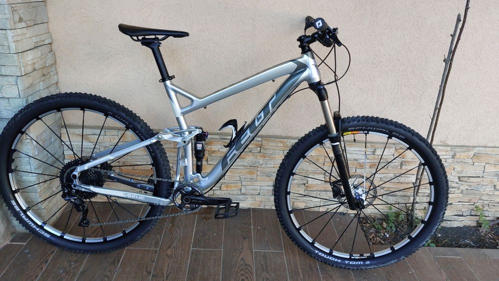 Bicicleta Felt 29er