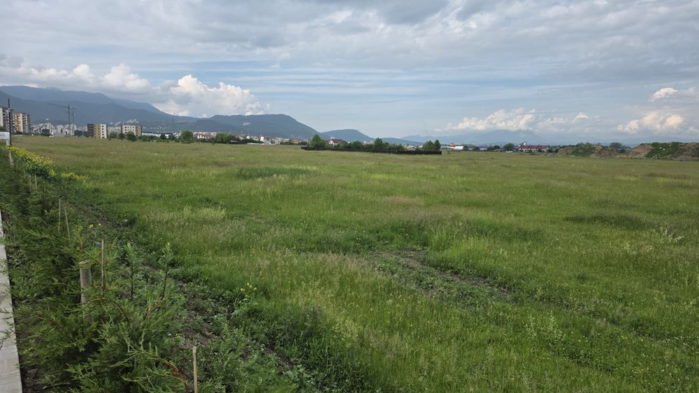 Teren intravilan Nicolae Labis,  zona Tractorul - Coresi