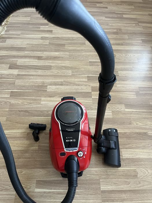 Продам пылесос Bosch