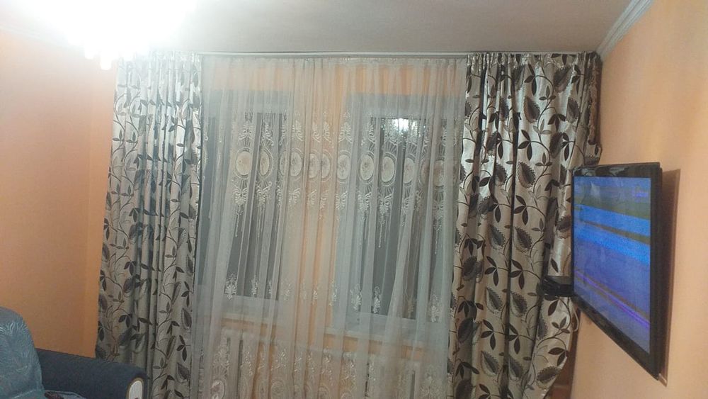 Продам шторы с тюлем