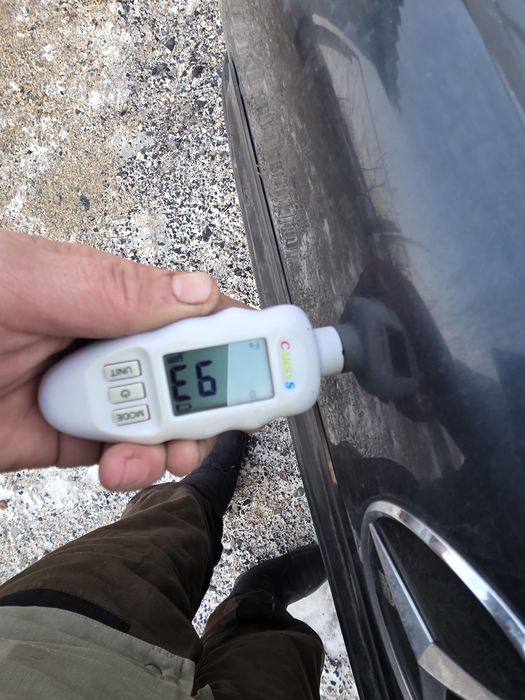 Продам машину мерседес 210