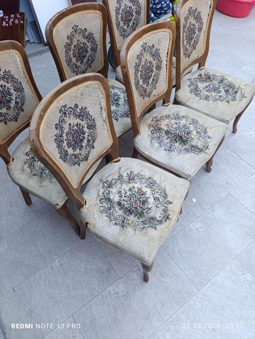 Продам старые стулья