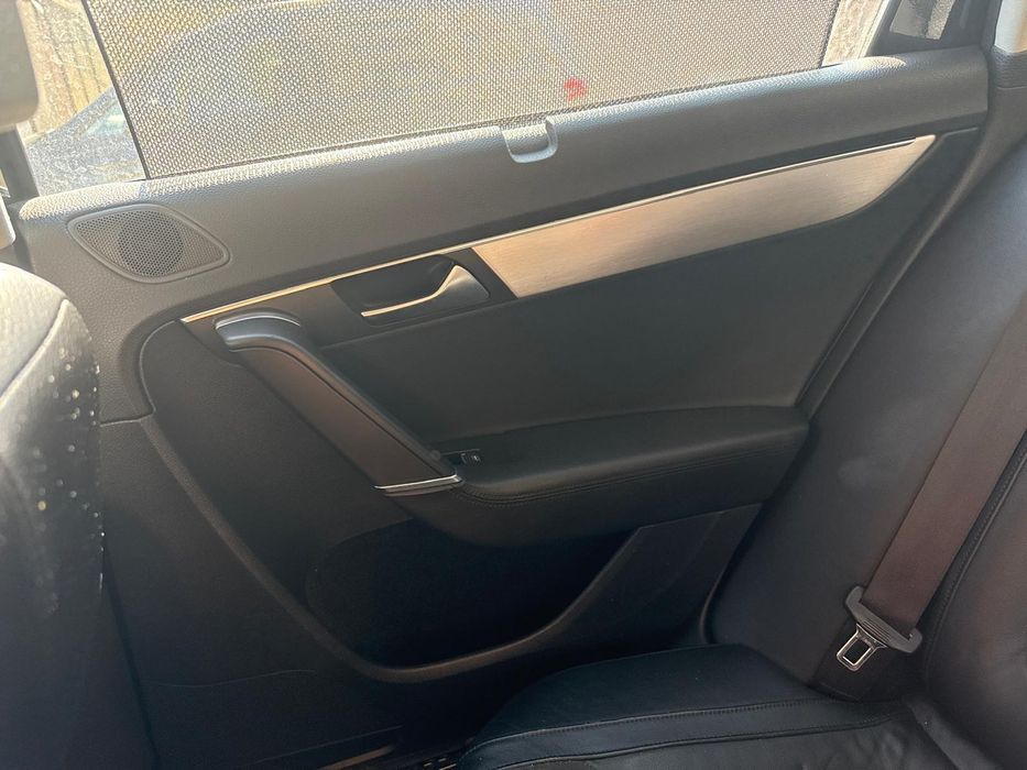 Fete de usi  piele vw passat B7 variant break