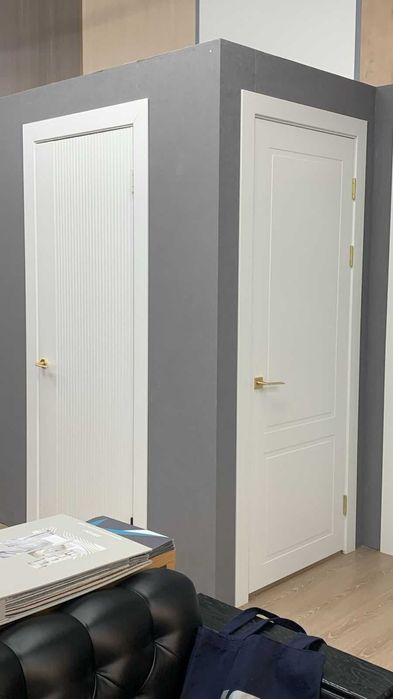 Продам двери с витрины б/у