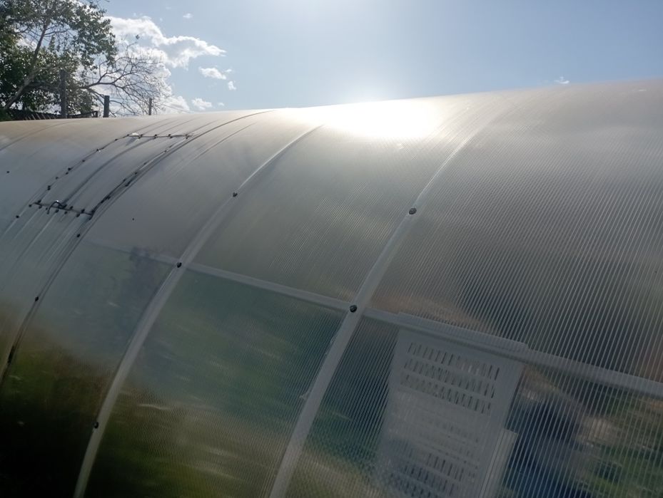 Продам теплицу 220000 б/у