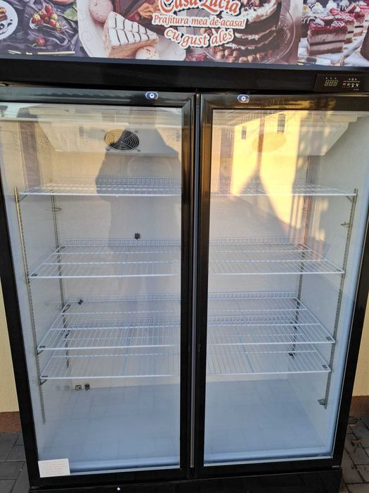 Vand vitrina dubla   noua