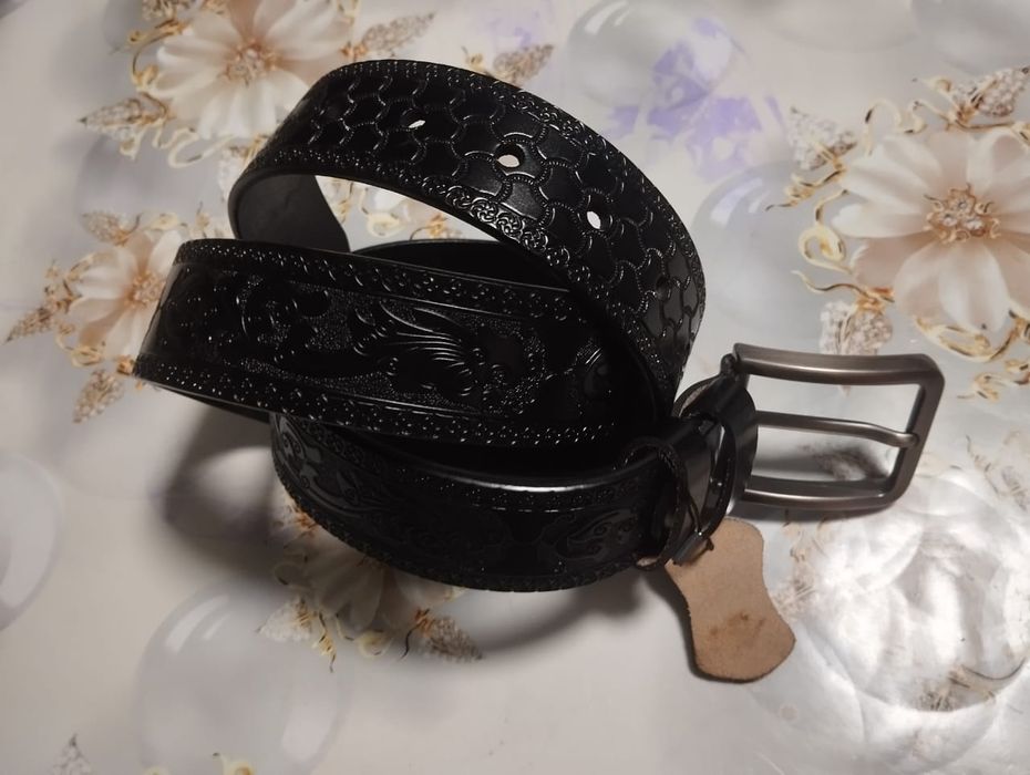 Мужской кожаный ремень