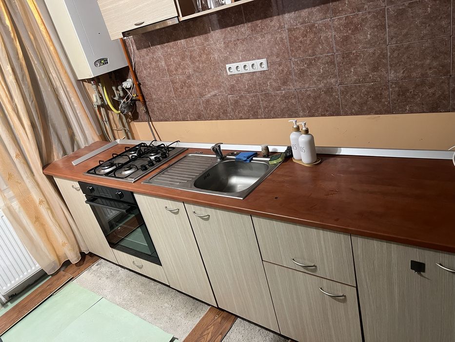 Mobila bucatarie cu chiuveta