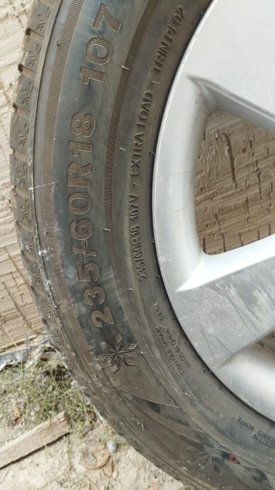зимний аяк бар 235/60R18 107