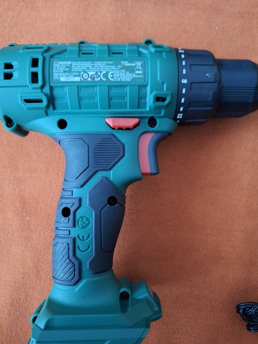 Bormasina - Masina de gaurit si insurubat Parkside 20V acum + incarc