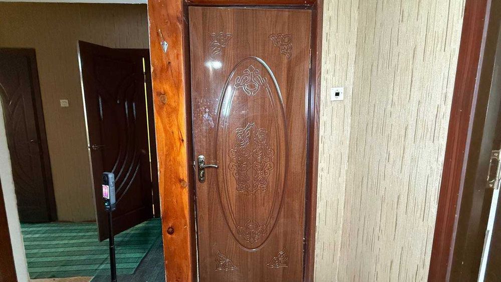 Фарғона ш. Заканал АТС 1 қаватда 2 хонали квартира сотилади. ID: 1609