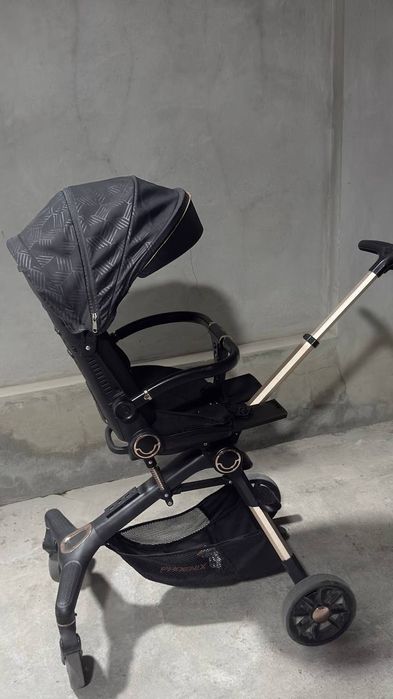 коляска детская.