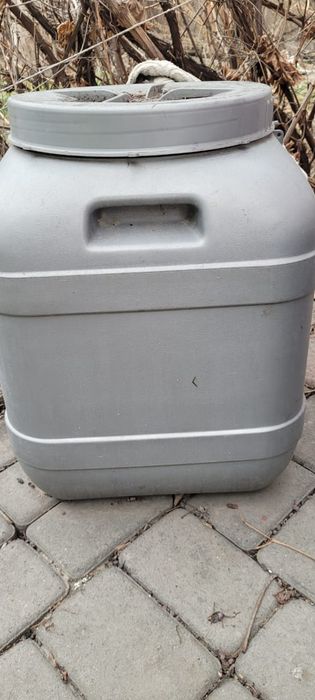 Продам бочки пластиковые