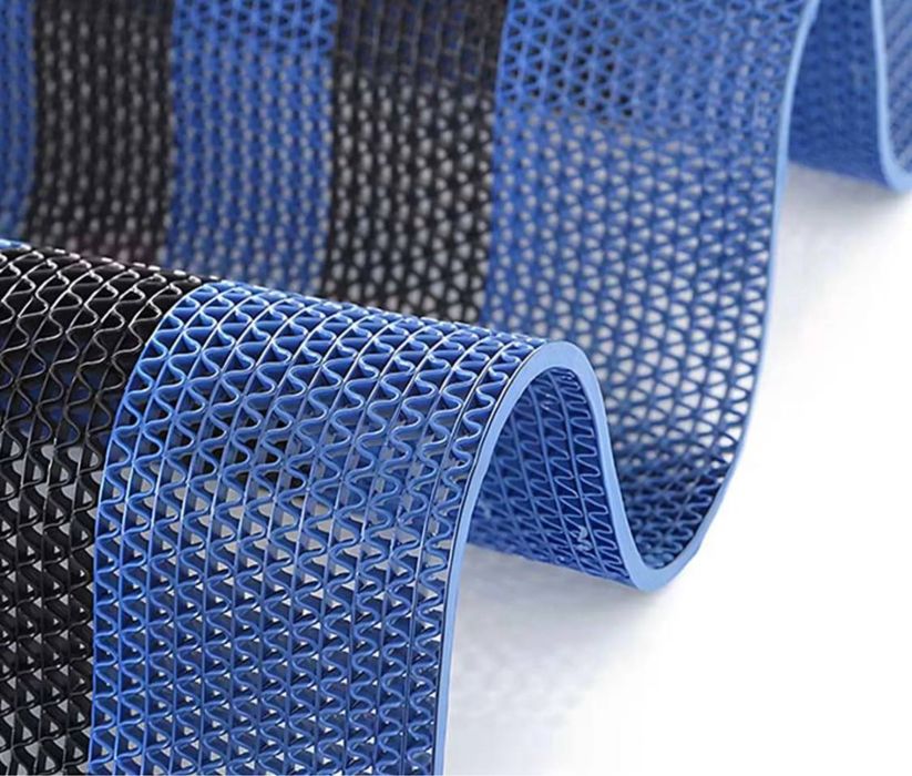 Коврик на шипах анти скользящий